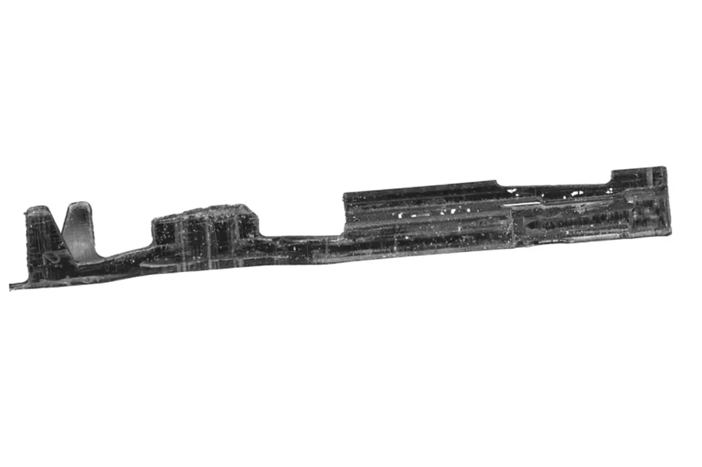 Medición óptica del contorno de un conector crimpado