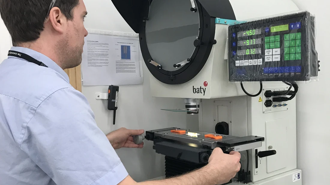 Medición de réplicas de perfiles de soldadura con SM300-GMR en Nuclear AMRC