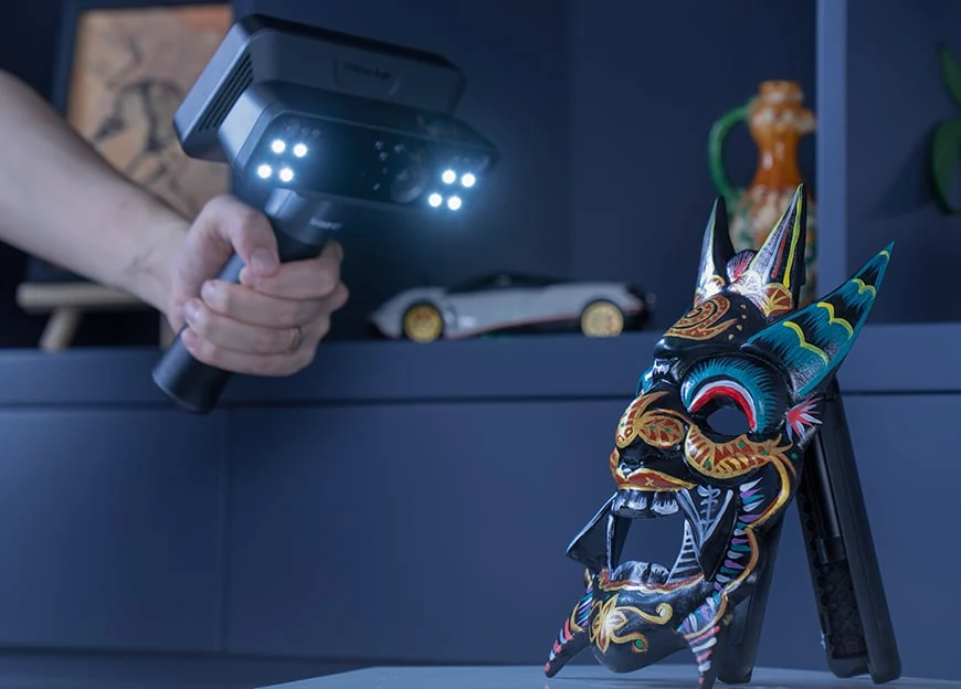 Forma y textura de objetos capturadas con EinScan Rigil