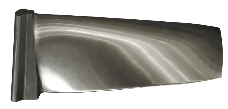 Álabe de turbina completo, con raíz, perfil y punta visibles